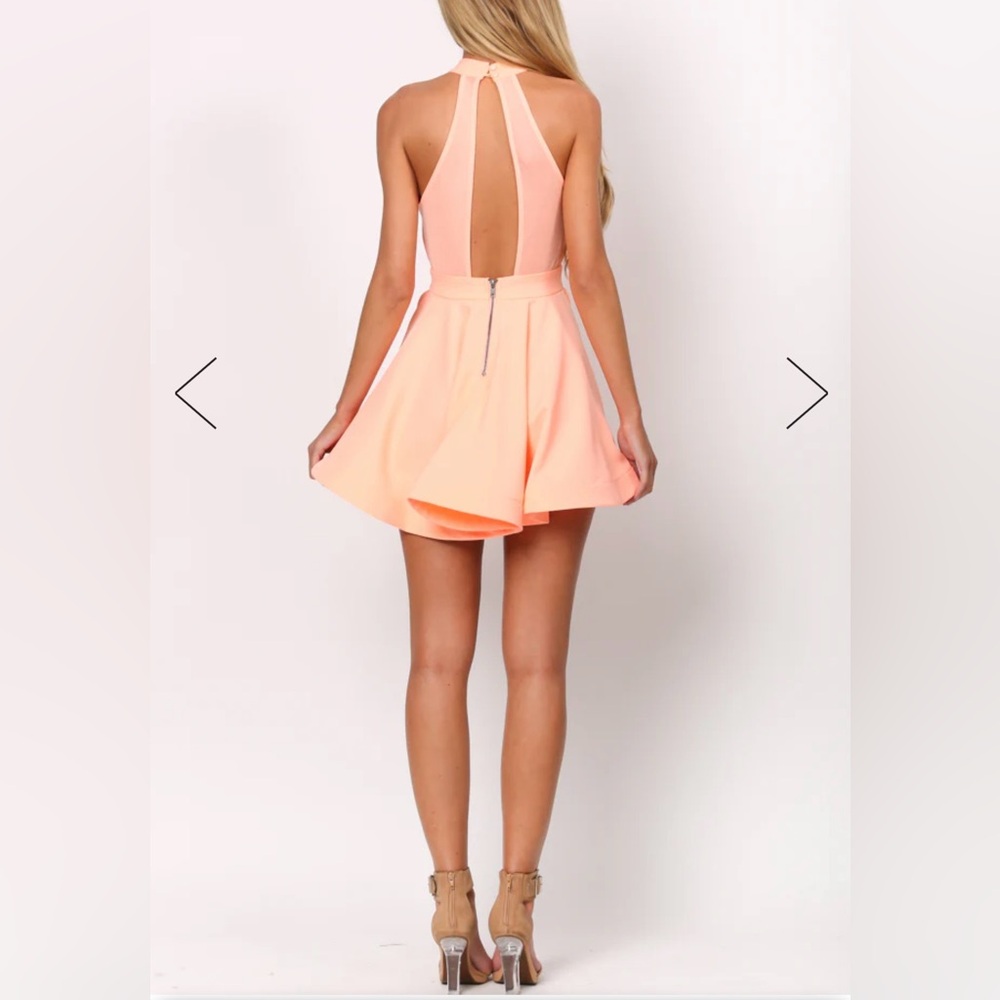 Mini Halter Flowy Dress - Picture 3 of 6